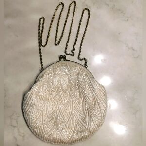 Rare Beaded Goldco clasp purse